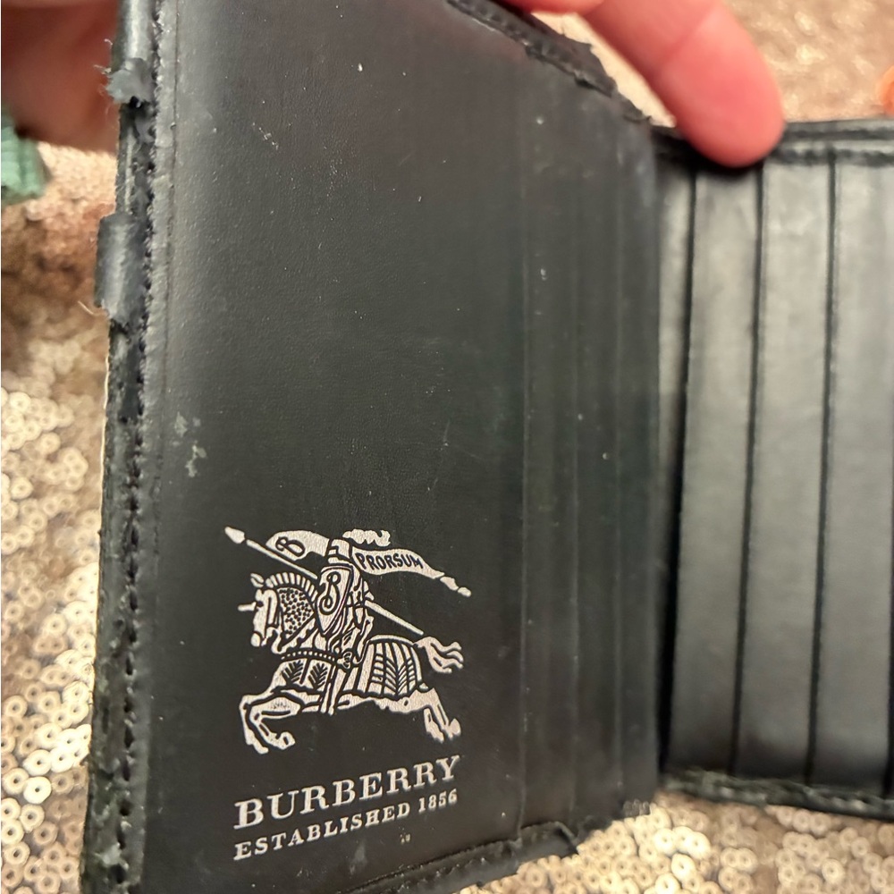 Classic Vintage Burberry Plaid - Black Trim Wallet w Coin Slot - Picture 10 of 15